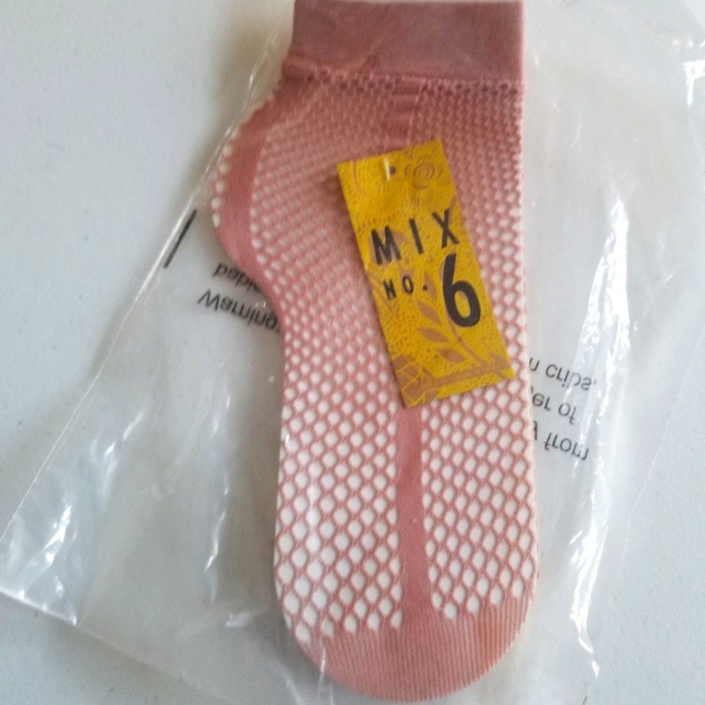 Mix no 6 beige fishnet anklet socks